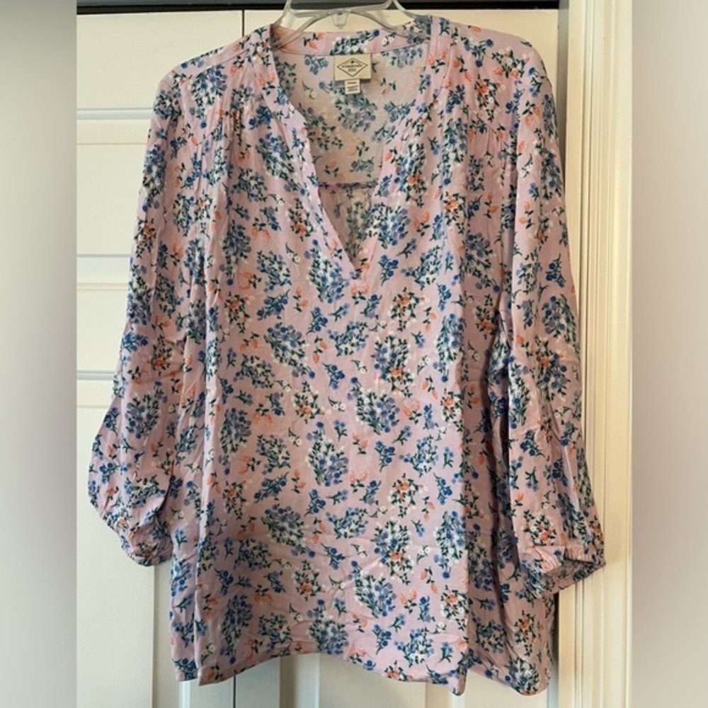 St John's Bay Womens Lilac Pink Ditzy Floral V-Neck 3/4 Sleeve Top EUC 1XL #2121